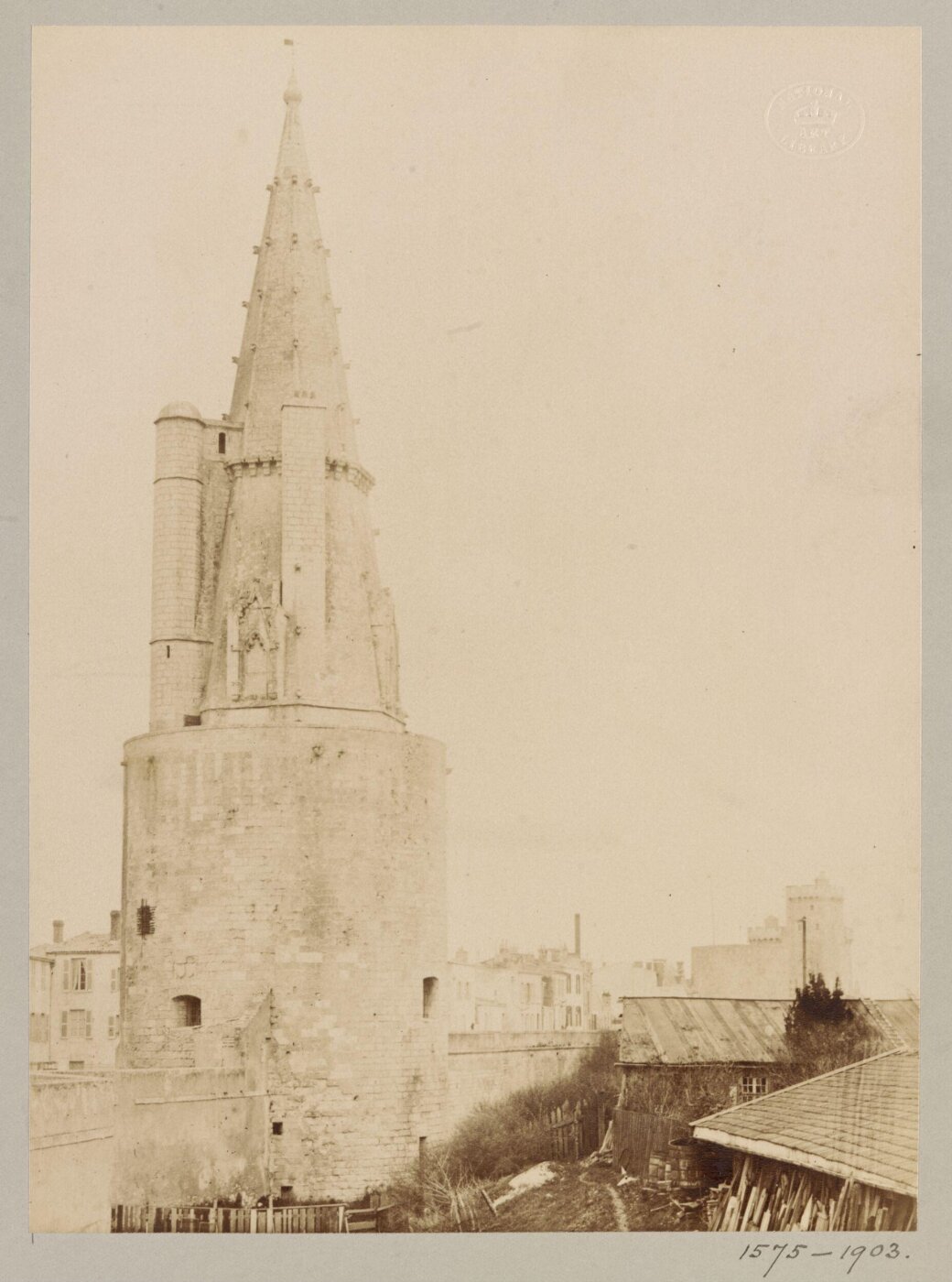 Atget, Jean-Eugène-Auguste, Tour de la Lanterne, La Rochelle, France