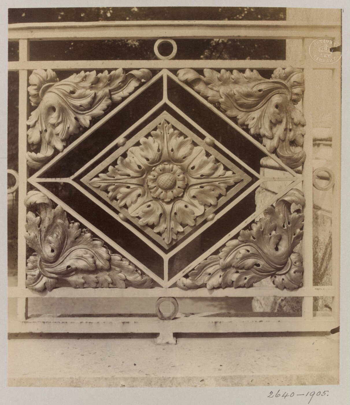 Atget, Jean-Eugène-Auguste, Detail of Staircase Rail, Versailles, France