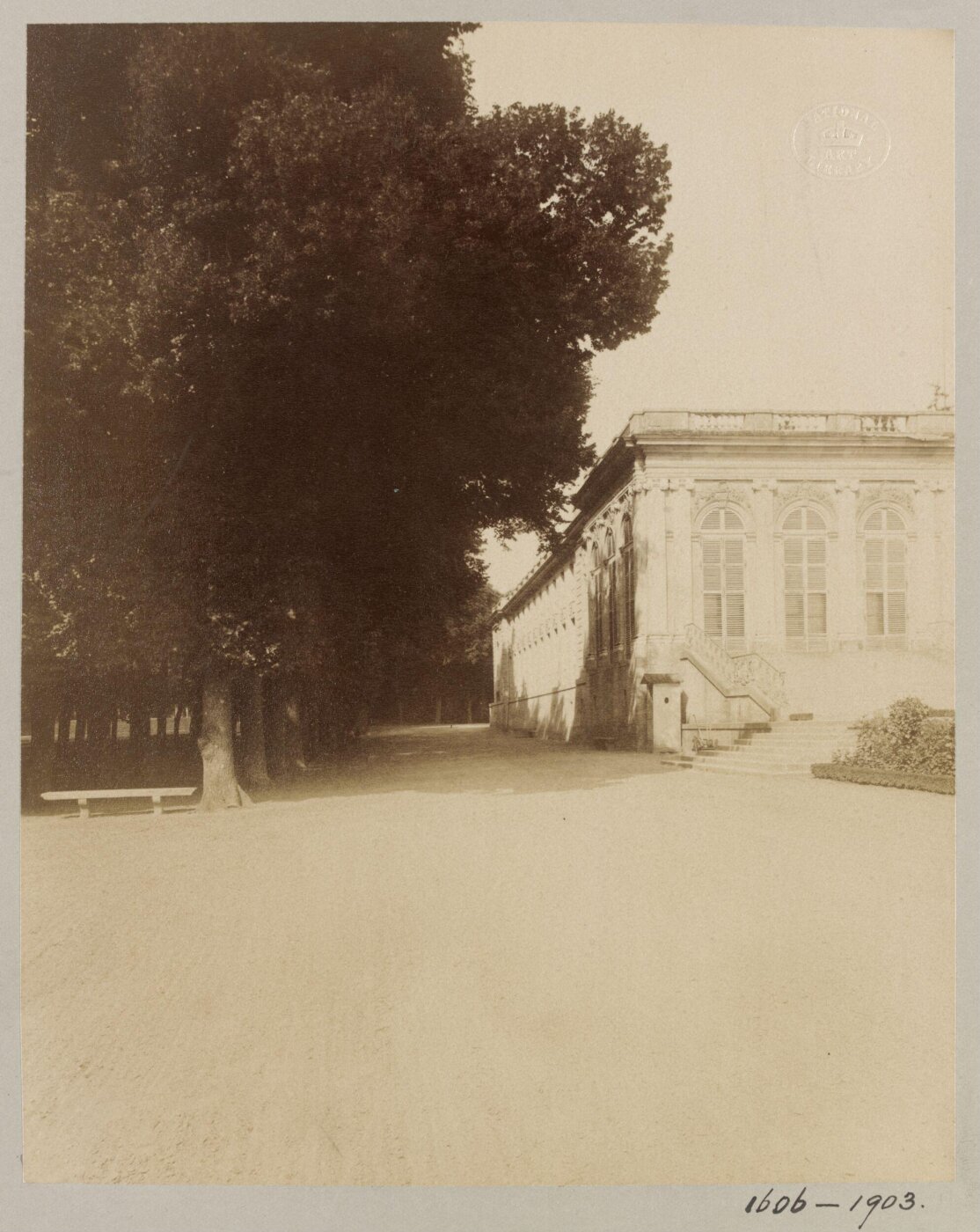 Atget, Jean-Eugène-Auguste, Grand Trianon, Versailles, France