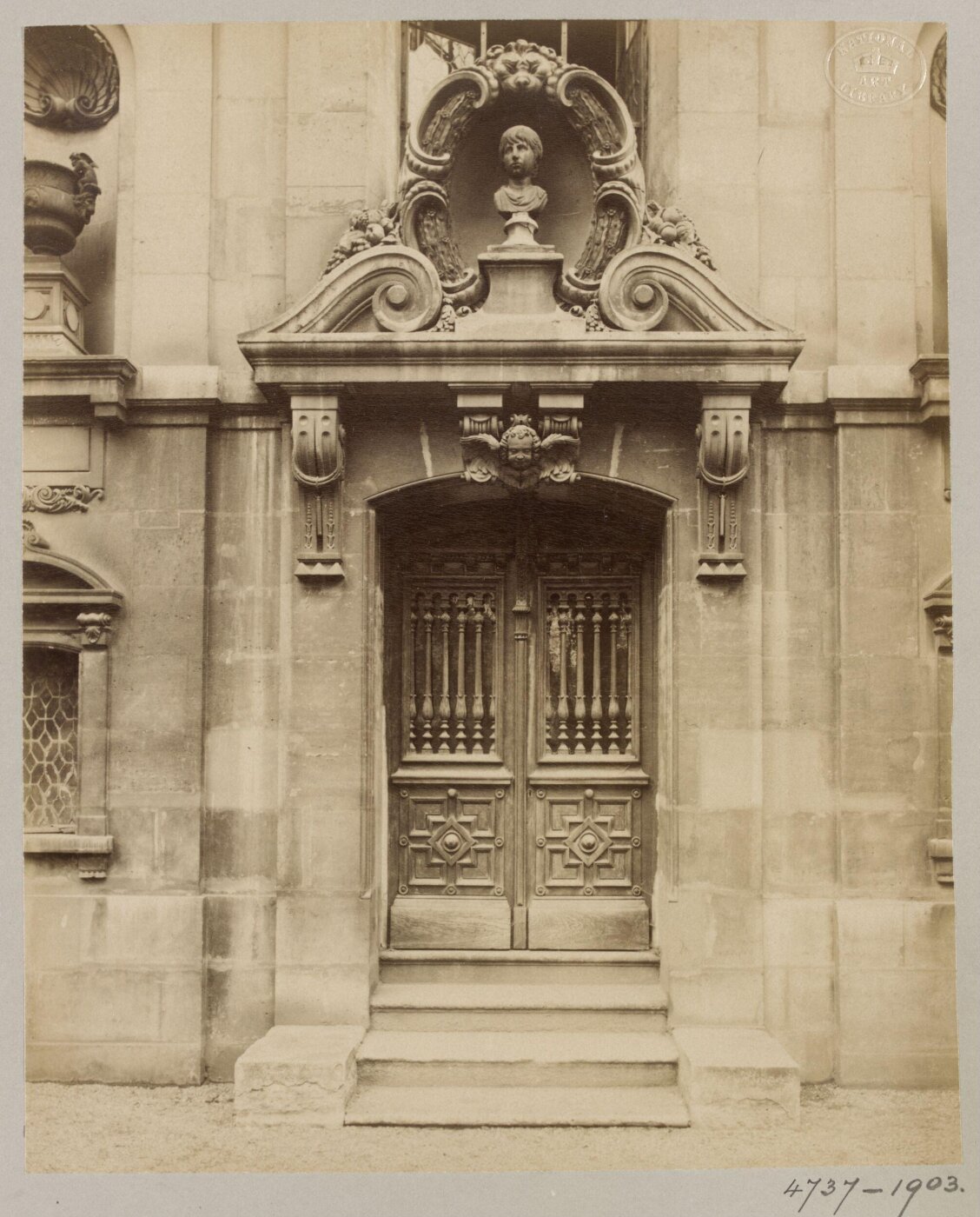 Atget, Jean-Eugène-Auguste, Door, Oratorie Marie de Medeci, Paris, France