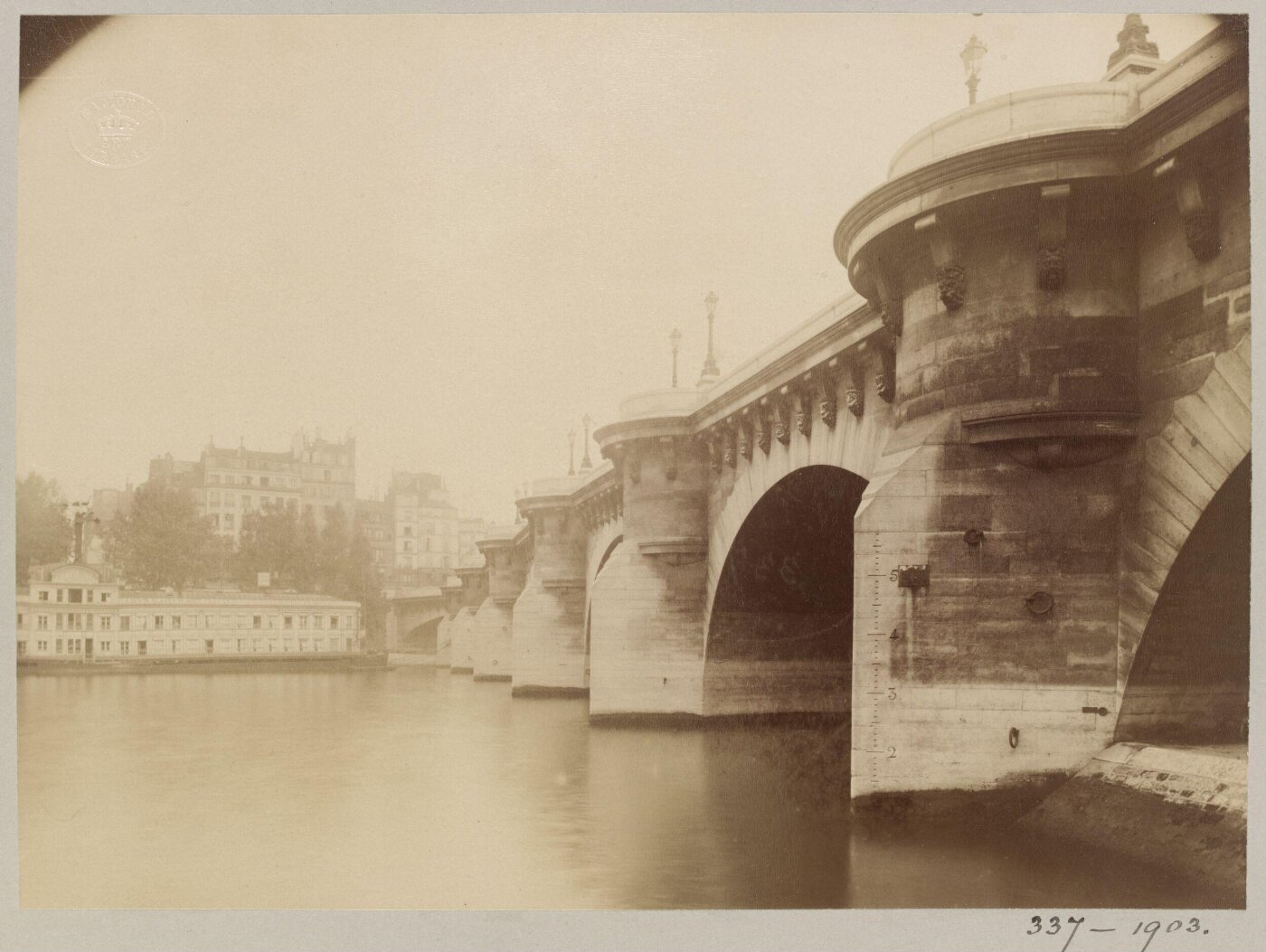 Atget, Jean-Eugène-Auguste, Pont Neuf, Paris, France