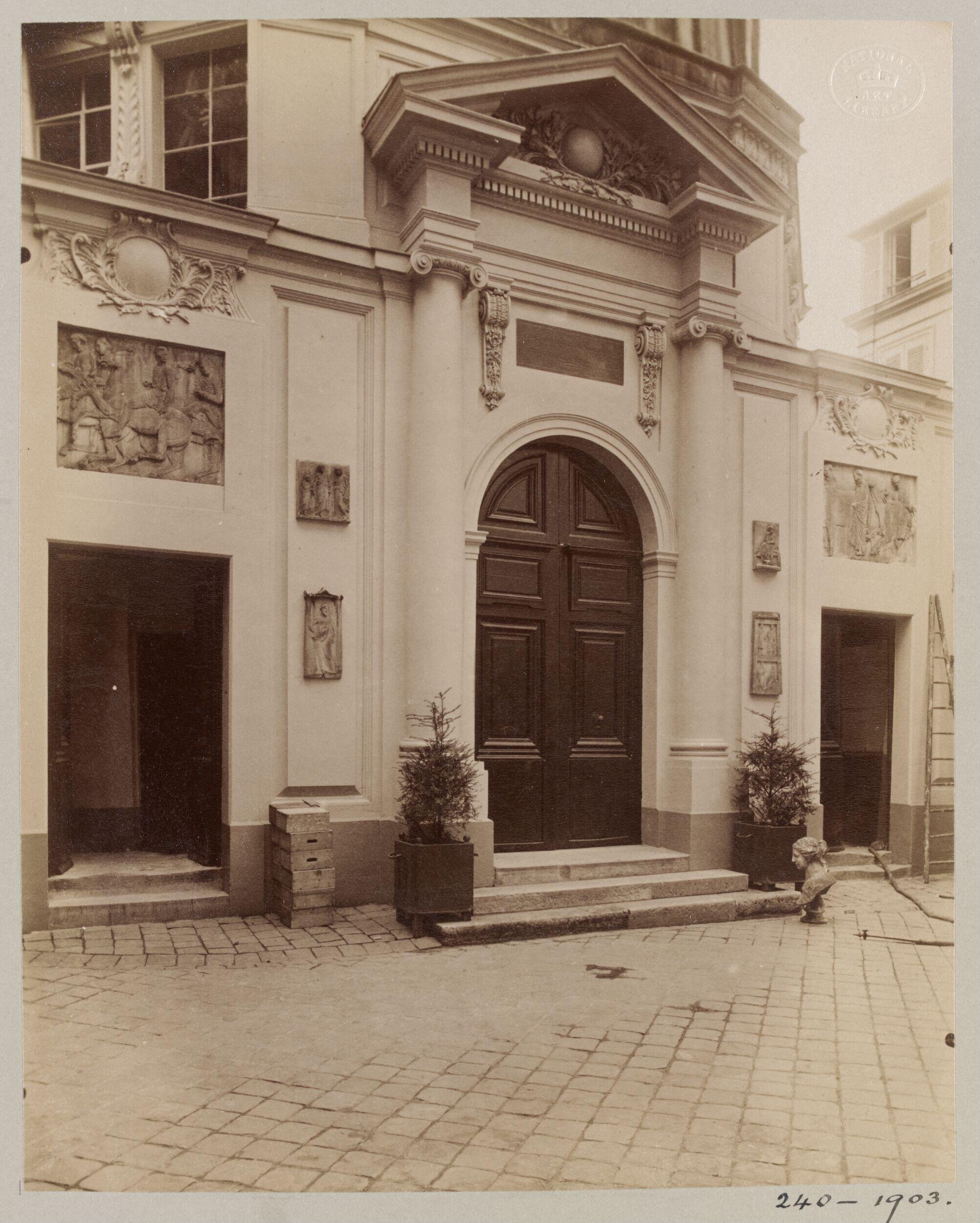 Ecole des Arts Decoratifs, Paris, France