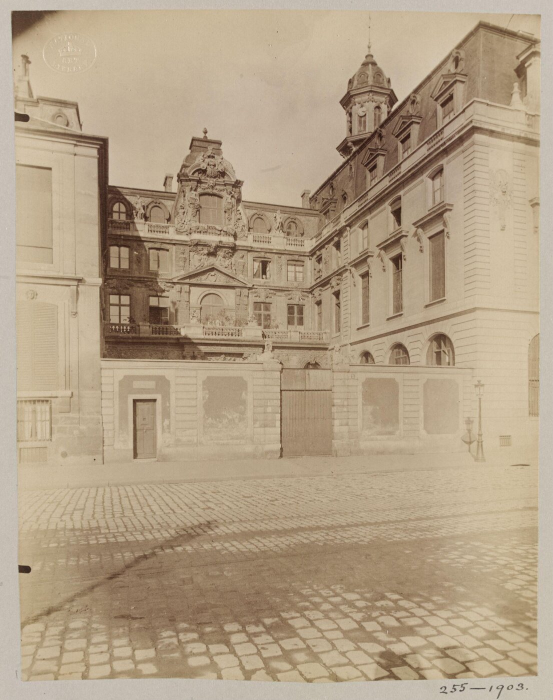 Atget, Jean-Eugène-Auguste, Hotel Lavalette, Paris, France