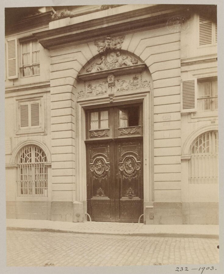 Hotel de Chateaubriand, Paris, France top image