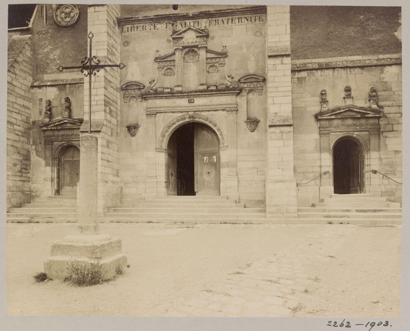 Atget, Jean-Eugène-Auguste, Church of St George, Villeneuve, France