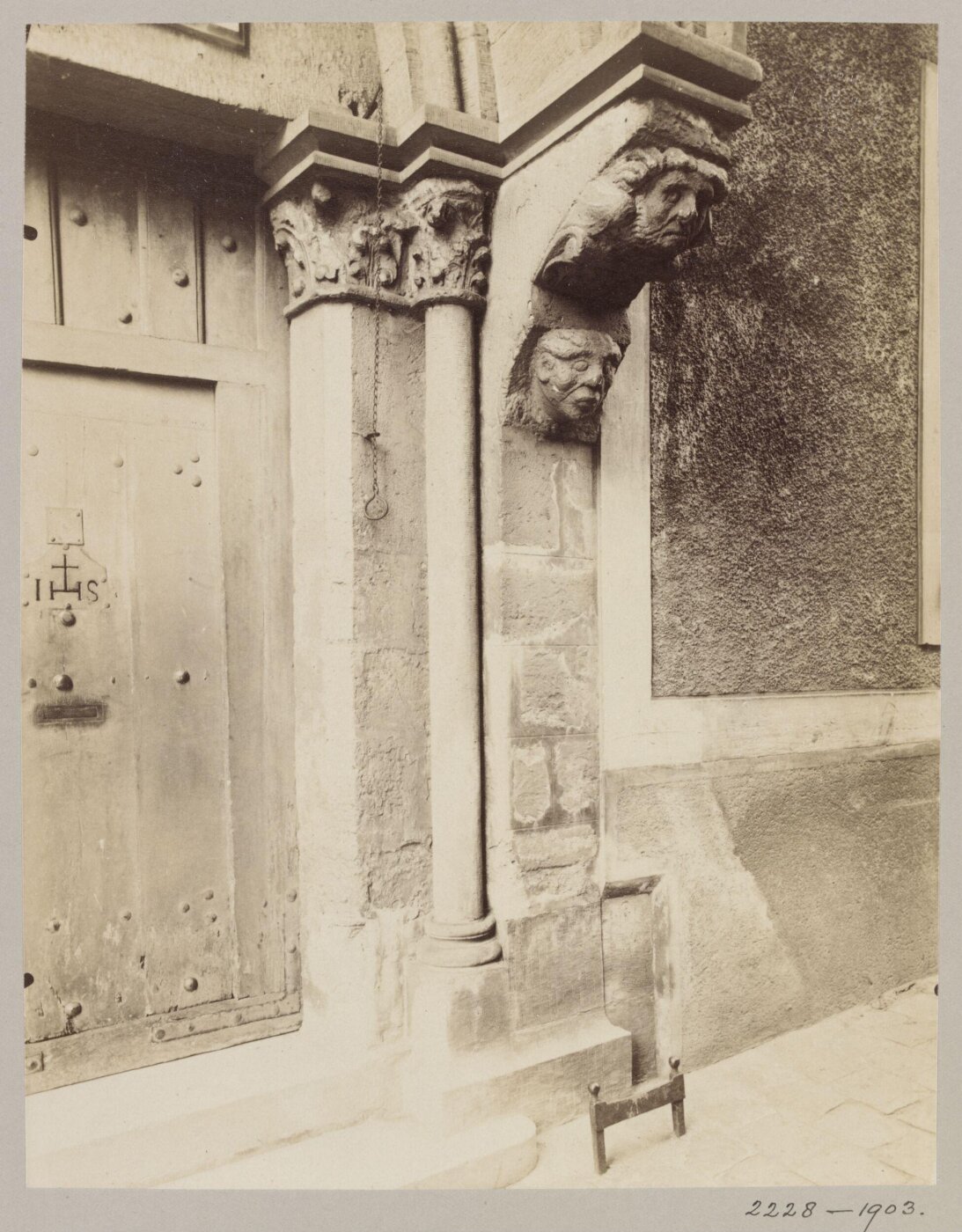 Atget, Jean-Eugène-Auguste, Doorway, Hotel Dieu, Montlhery, France