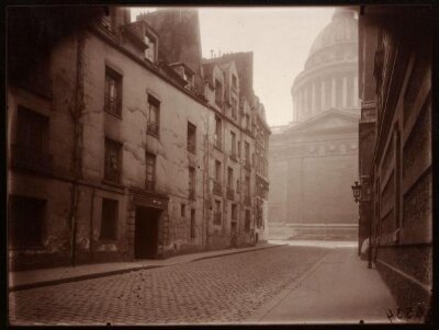 Coin de la rue Valette et Panthéon, 5e arrondissement, matinée de mars