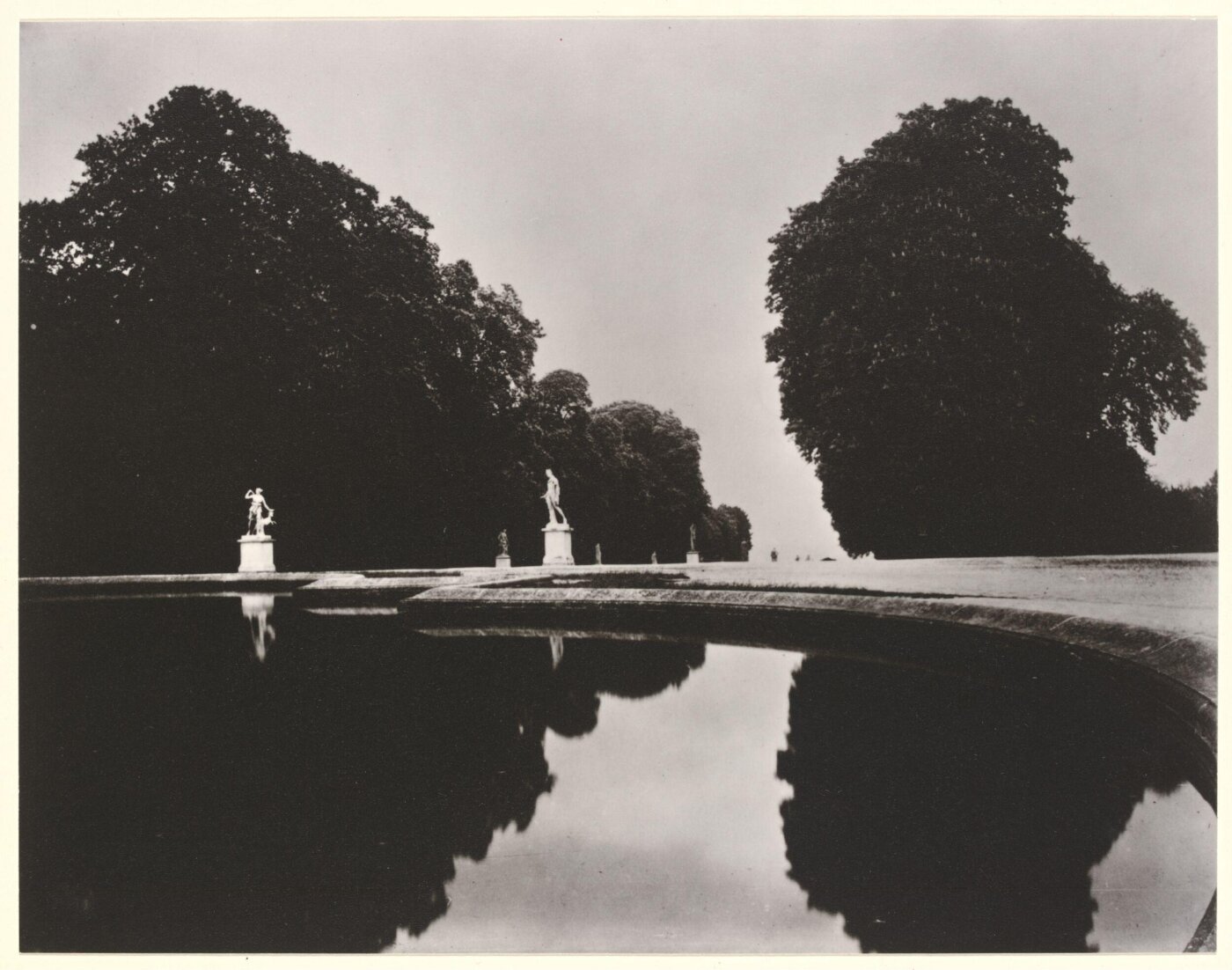Atget, Jean-Eugène-Auguste, St. Cloud