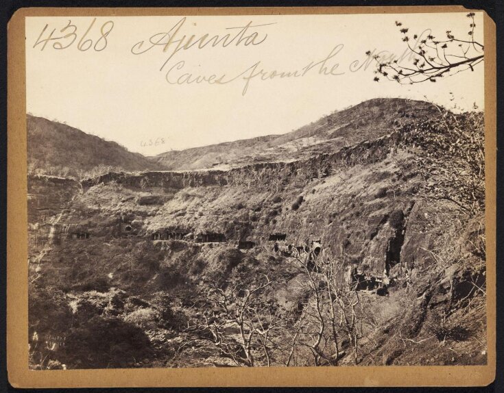 Ajinta.  Caves from the North top image