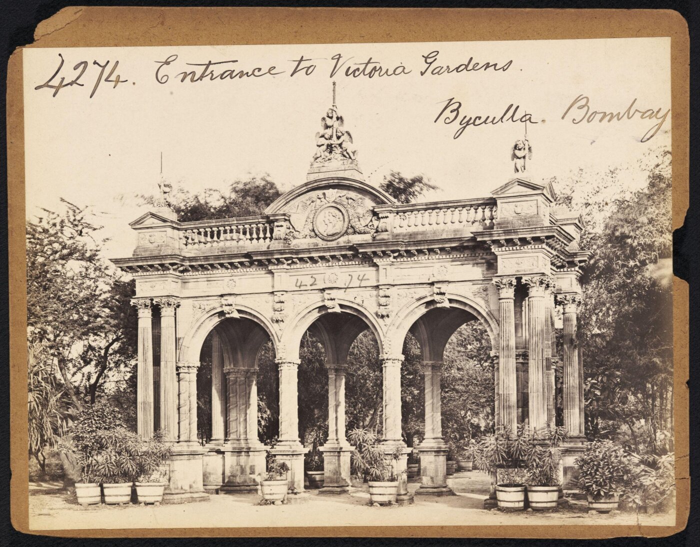 Francis Frith, Entrance to Victoria Gardens. Byculla. Bombay