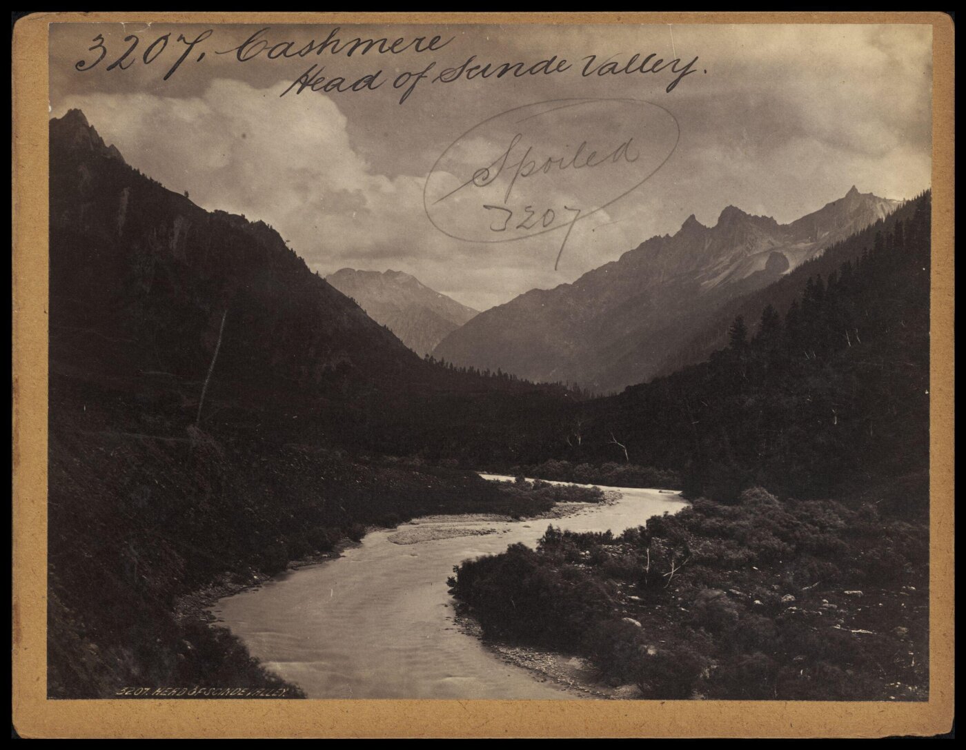 Francis Frith, Cashmere.  Head of Scinde Valley