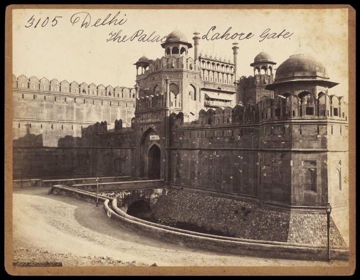 Delhi.  The Palace.  Lahore Gate top image