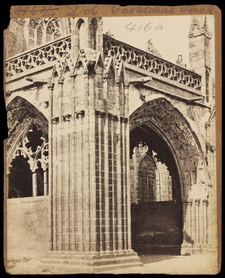 Dol.  Cathedral Porch top image