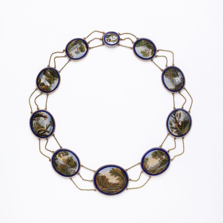 Necklace top image