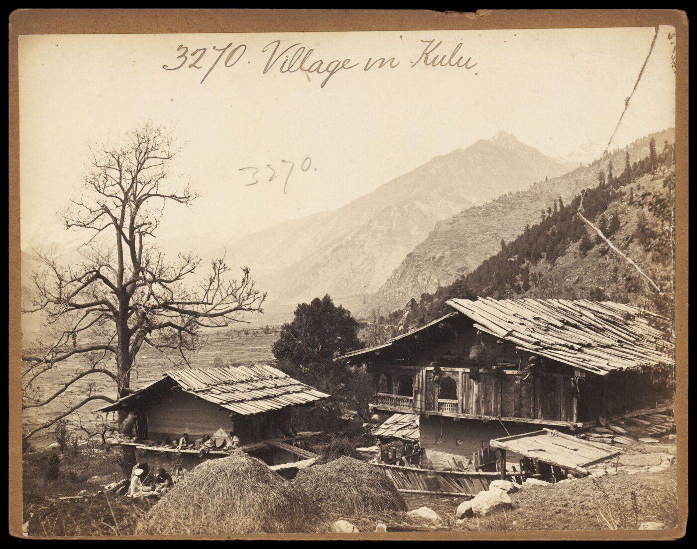 Francis Frith, Village in Kulu
