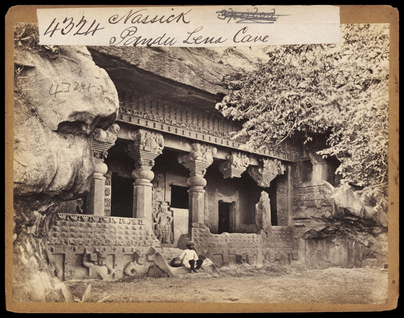 Francis Frith, Nassick.  Pandu Lena Cave