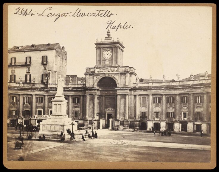 Largo Murcatello.  Naples top image
