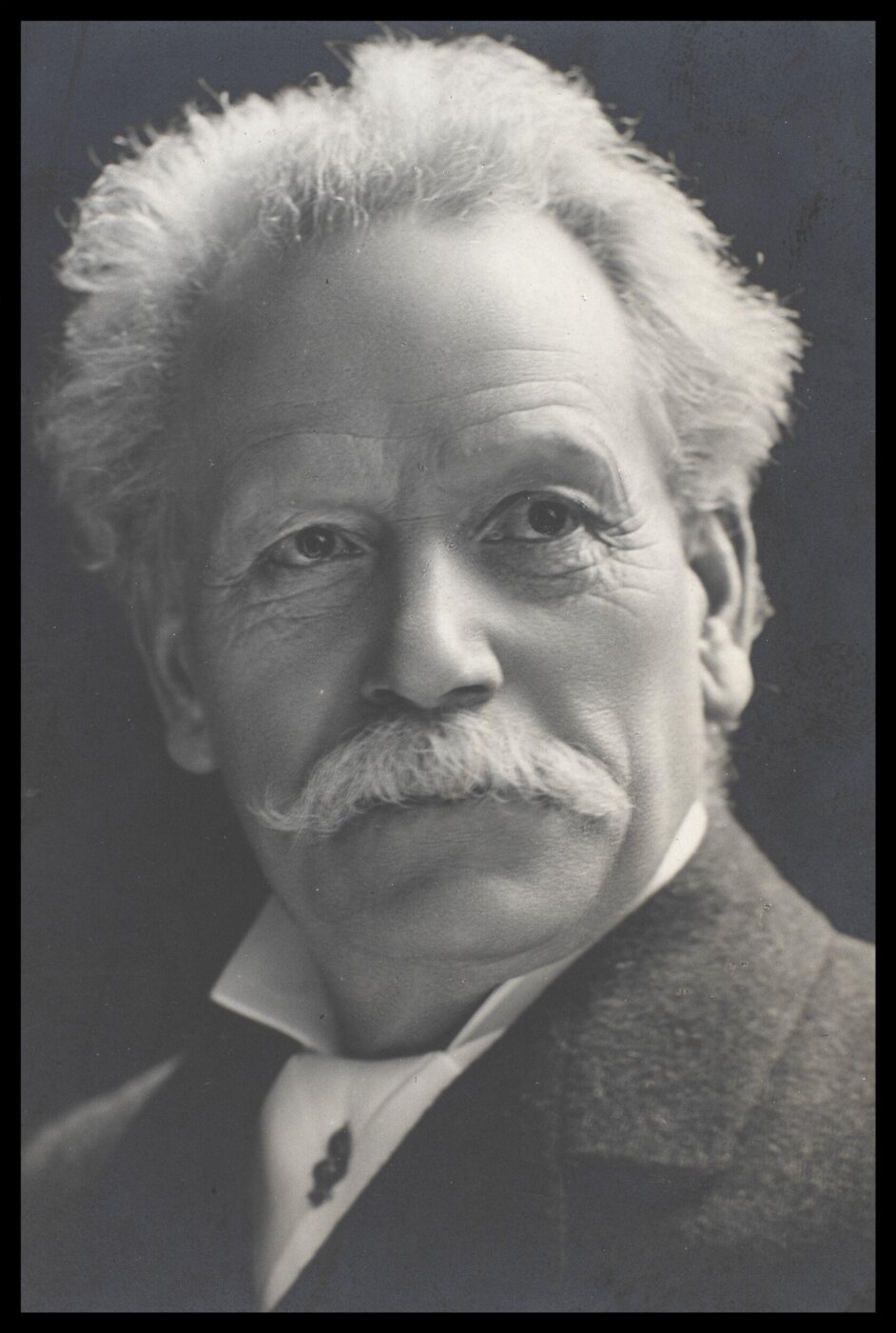 Unknown, Guy Little Theatrical Photograph