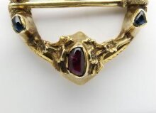 Ring Brooch thumbnail 1