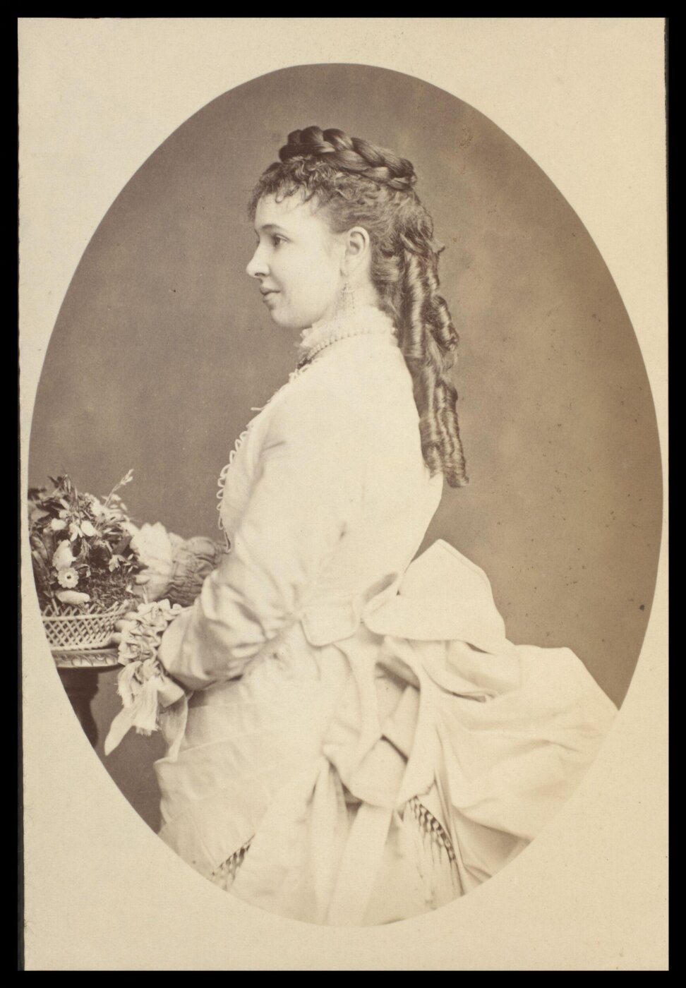 London Stereoscopic and Photographic Company, Guy Little Theatrical Photograph