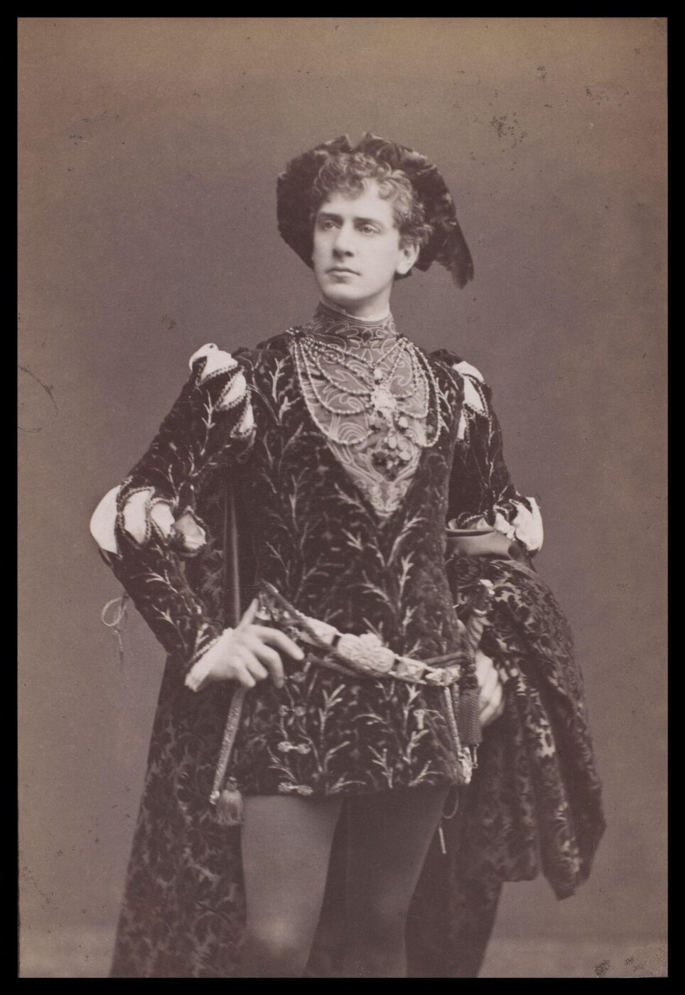 London Stereoscopic and Photographic Company, Guy Little Theatrical Photograph