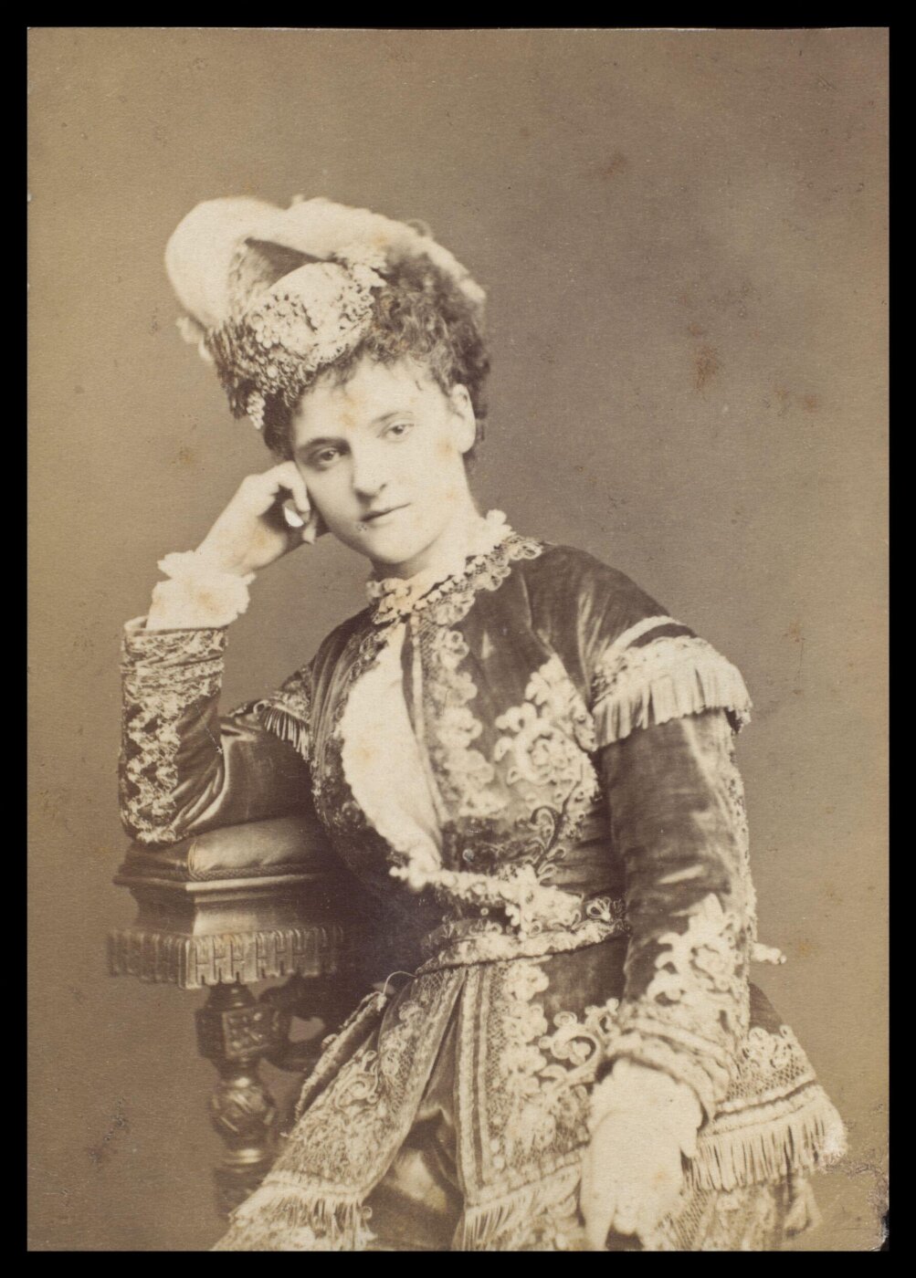London Stereoscopic and Photographic Company, Guy Little Theatrical Photograph