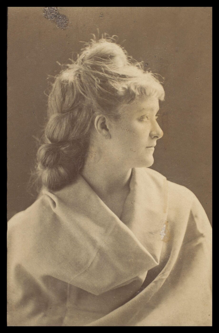 London Stereoscopic and Photographic Company, Guy Little Theatrical Photograph