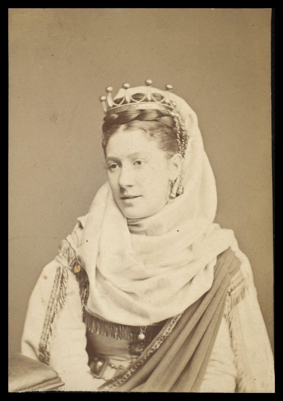 London Stereoscopic and Photographic Company, Guy Little Theatrical Photograph