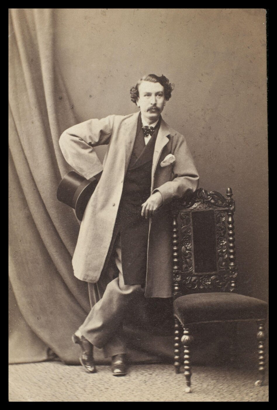London Stereoscopic and Photographic Company, Guy Little Theatrical Photograph