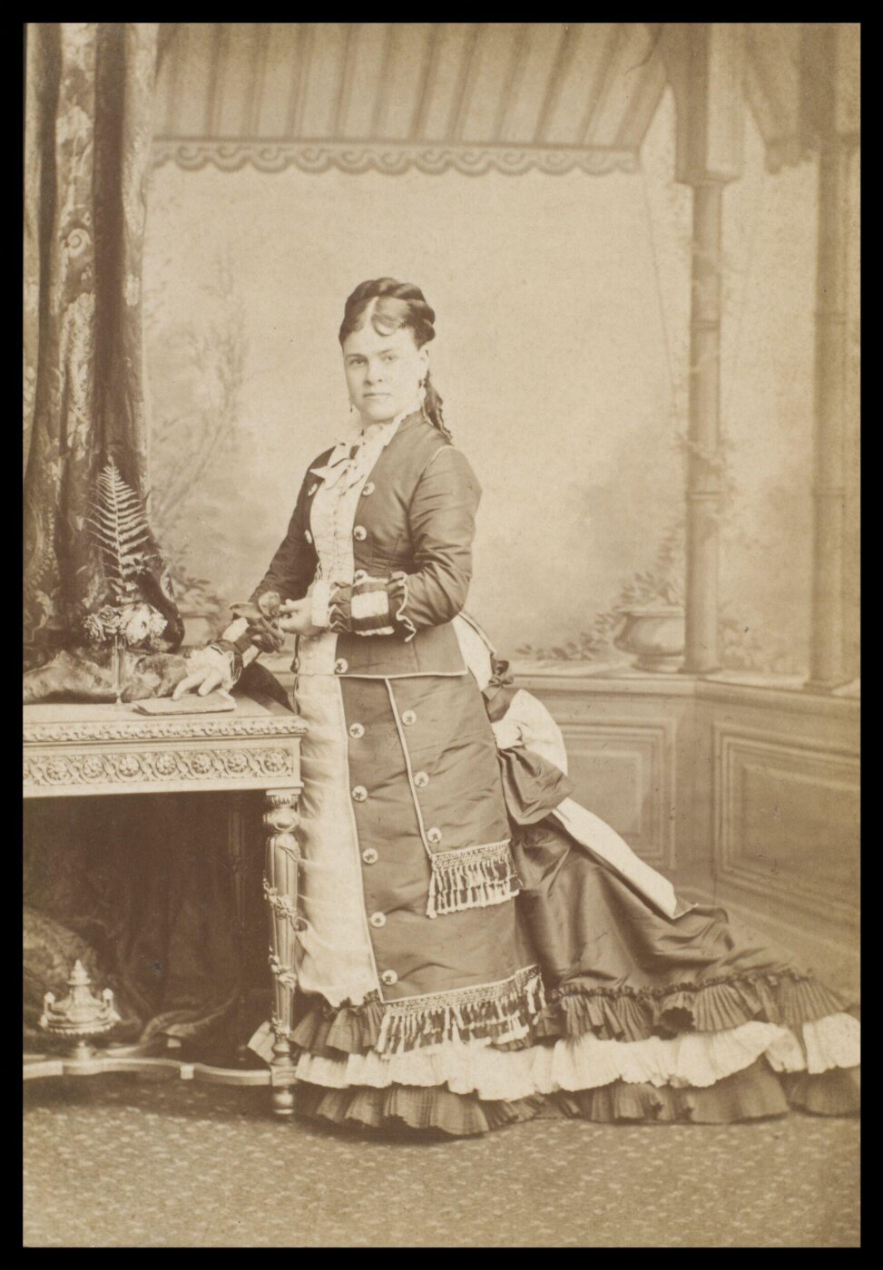 Elliott & Fry, Guy Little Theatrical Photograph