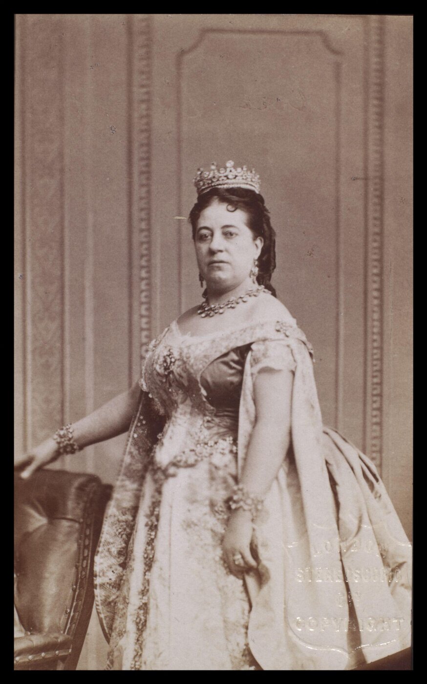London Stereoscopic and Photographic Company, Guy Little Theatrical Photograph