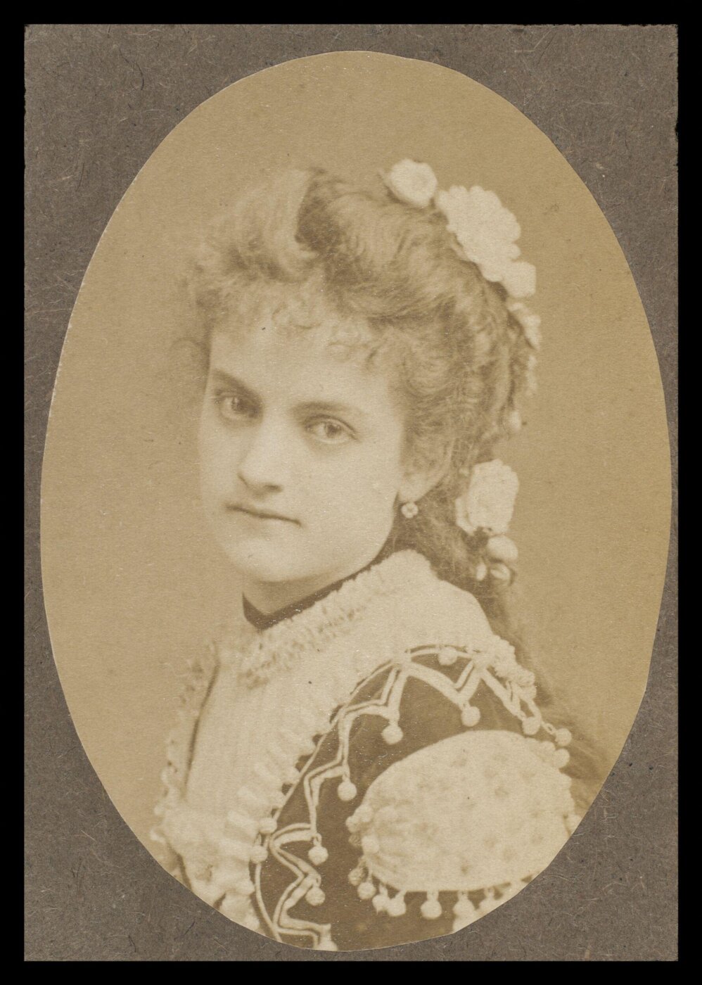 London Stereoscopic and Photographic Company, Guy Little Theatrical Photograph