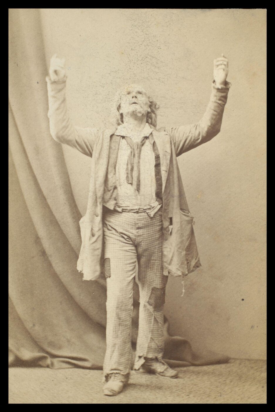 London Stereoscopic and Photographic Company, Guy Little Theatrical Photograph