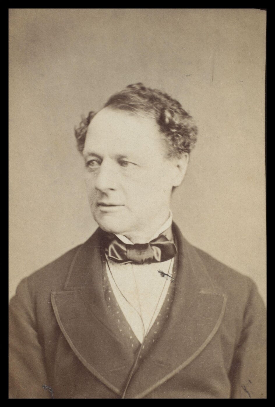 London Stereoscopic and Photographic Company, Guy Little Theatrical Photograph