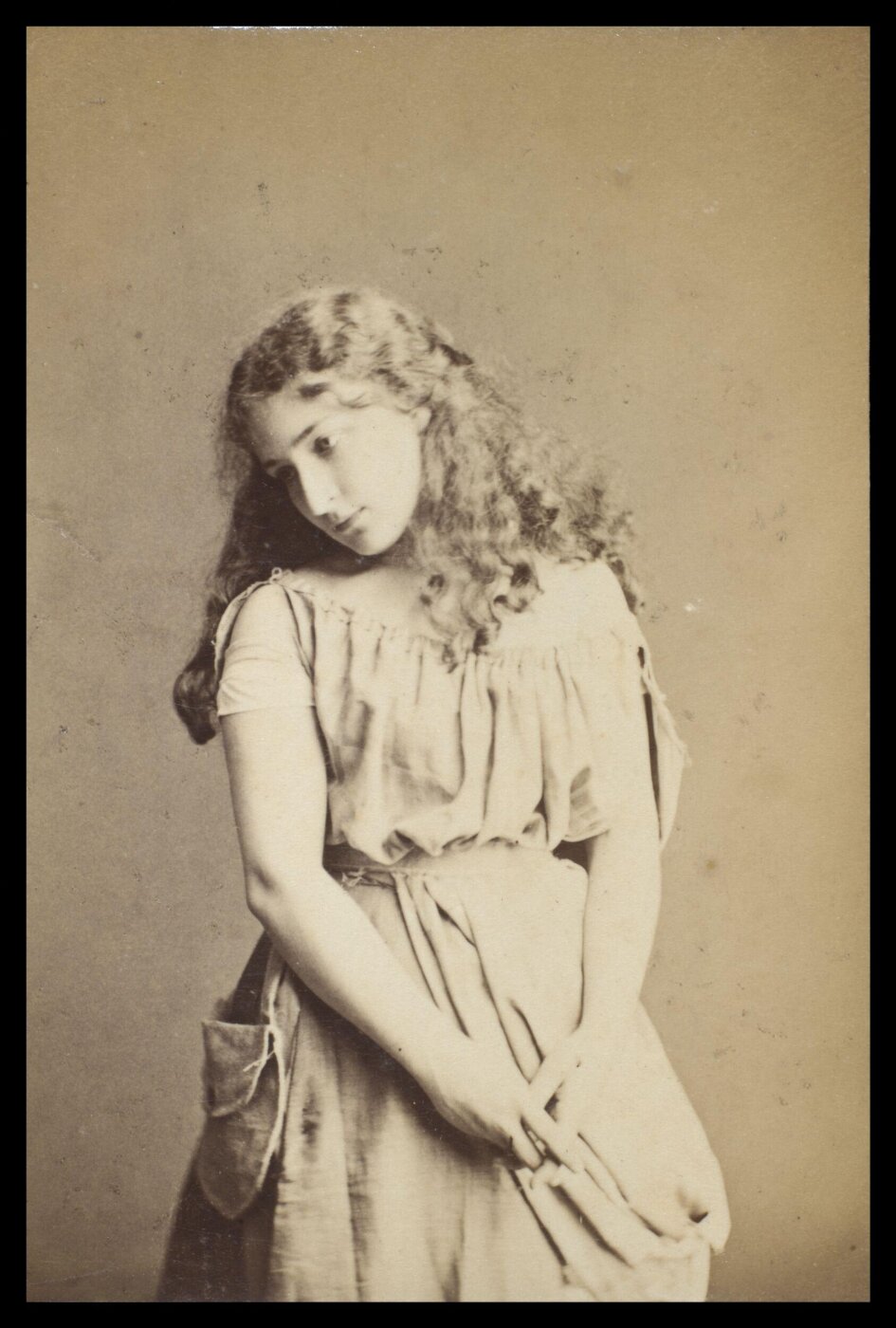 London Stereoscopic and Photographic Company, Guy Little Theatrical Photograph