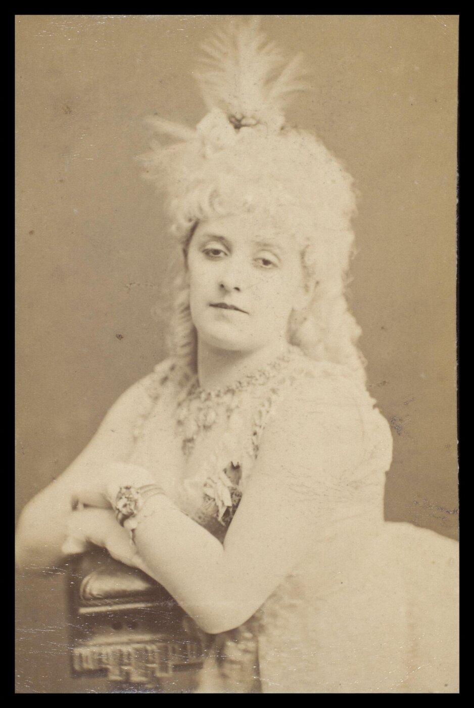 London Stereoscopic and Photographic Company, Guy Little Theatrical Photograph
