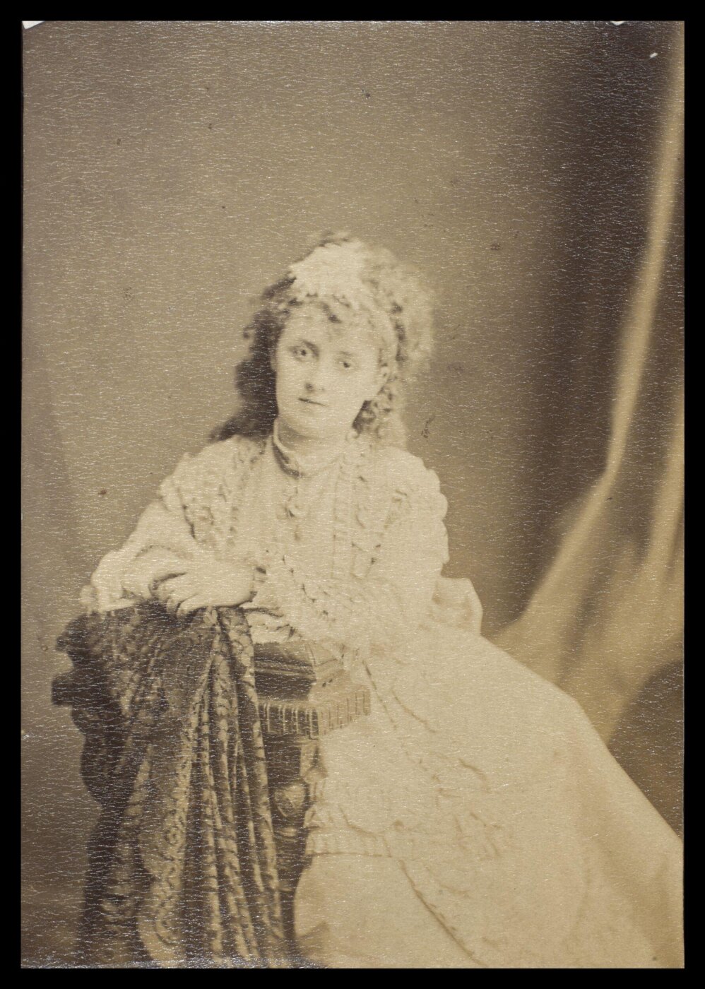 London Stereoscopic and Photographic Company, Guy Little Theatrical Photograph