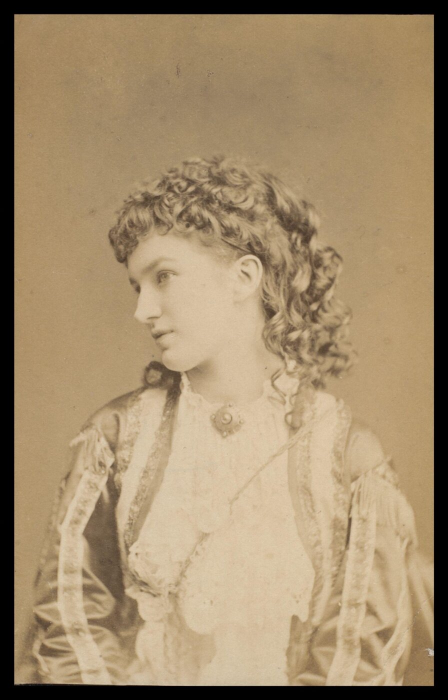 London Stereoscopic and Photographic Company, Guy Little Theatrical Photograph