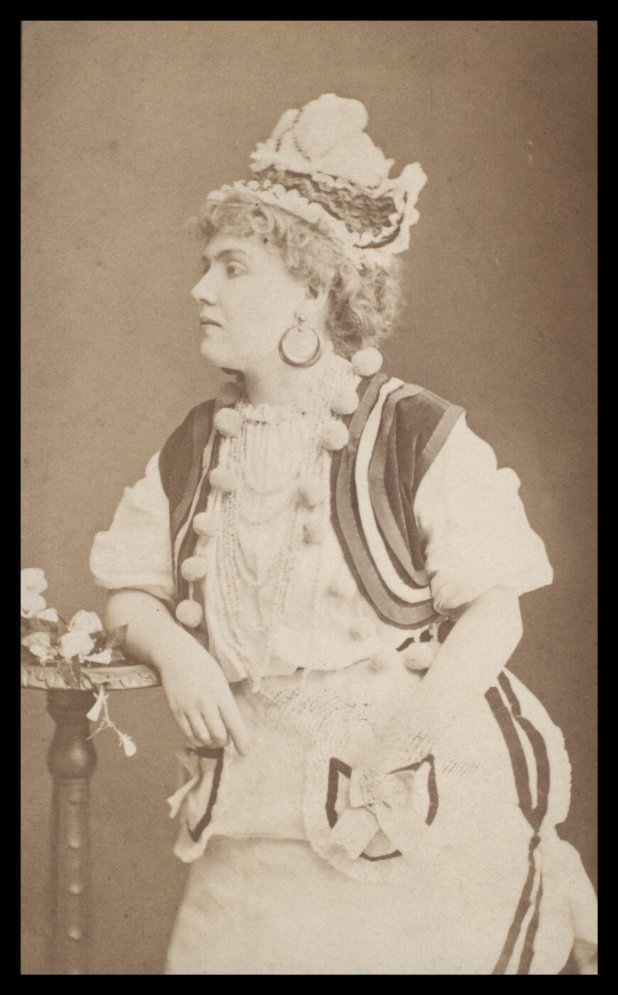London Stereoscopic and Photographic Company, Guy Little Theatrical Photograph