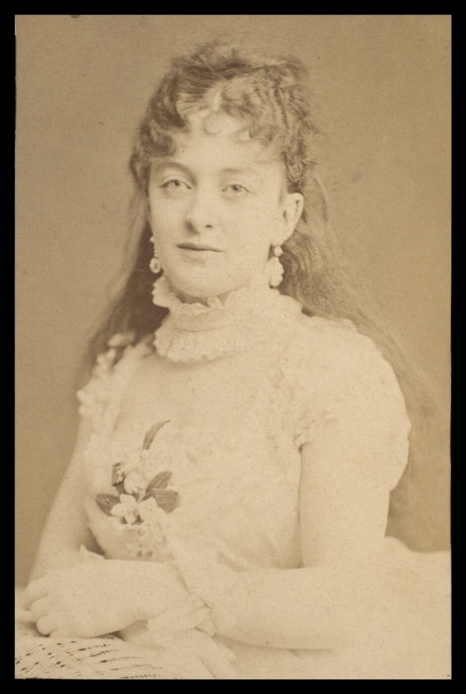 London Stereoscopic and Photographic Company, Guy Little Theatrical Photograph