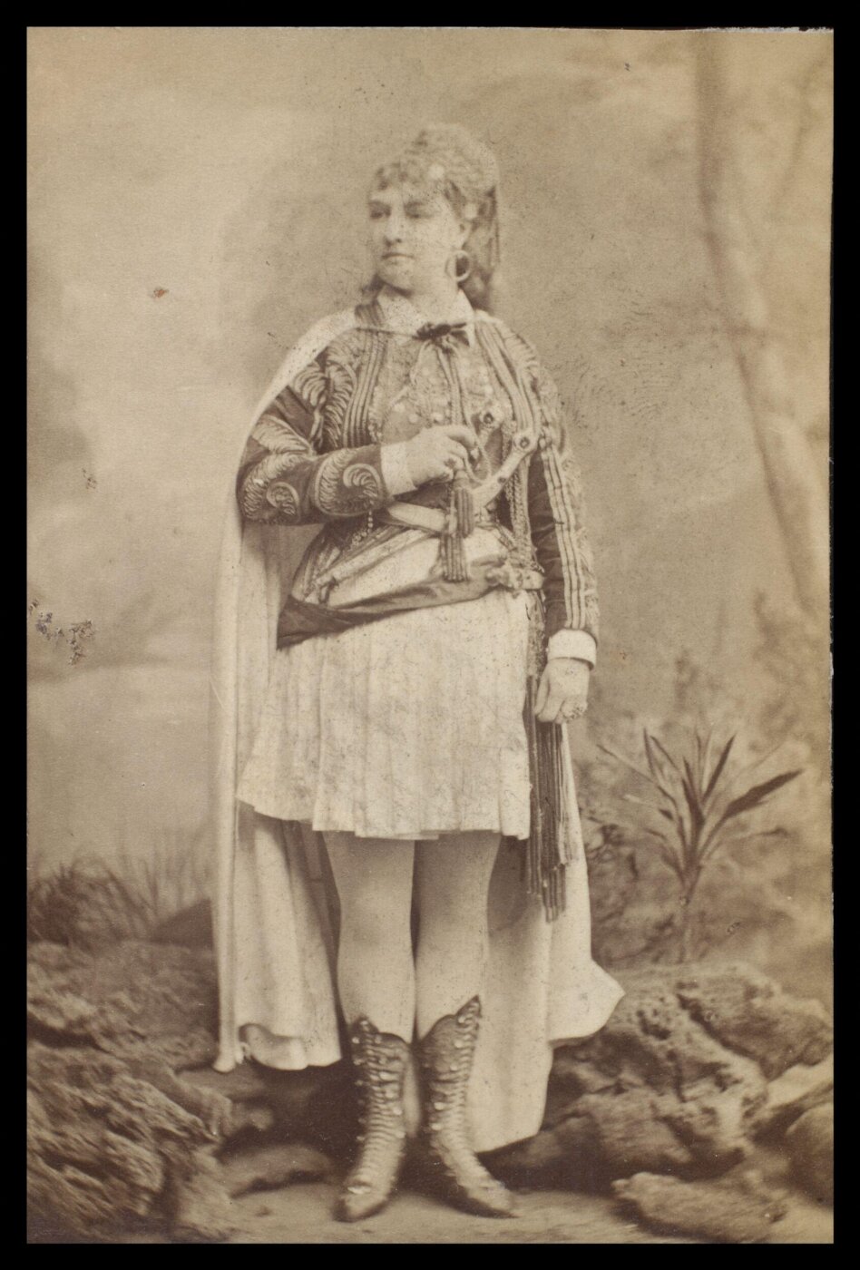 London Stereoscopic and Photographic Company, Guy Little Theatrical Photograph