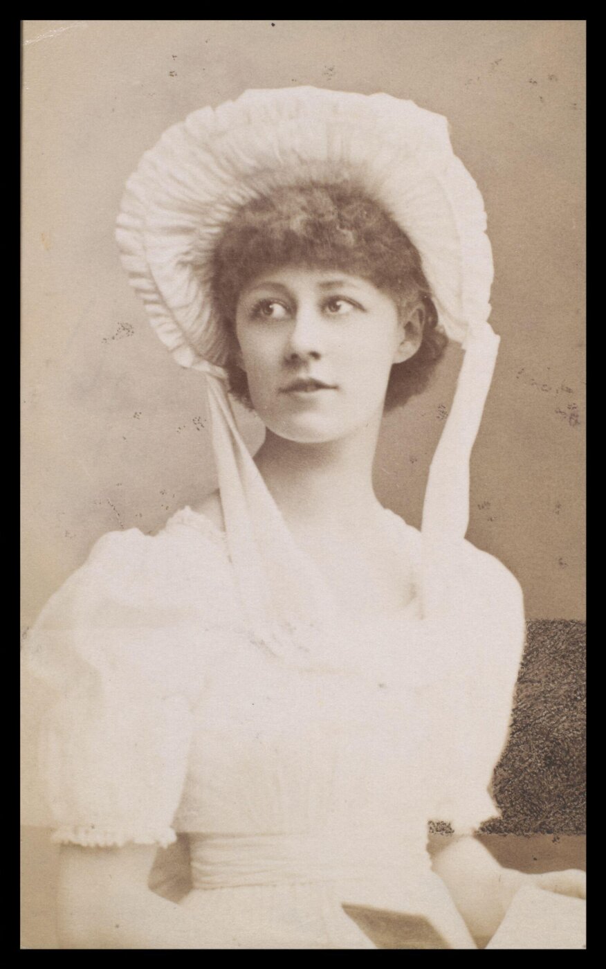 London Stereoscopic and Photographic Company, Guy Little Theatrical Photograph