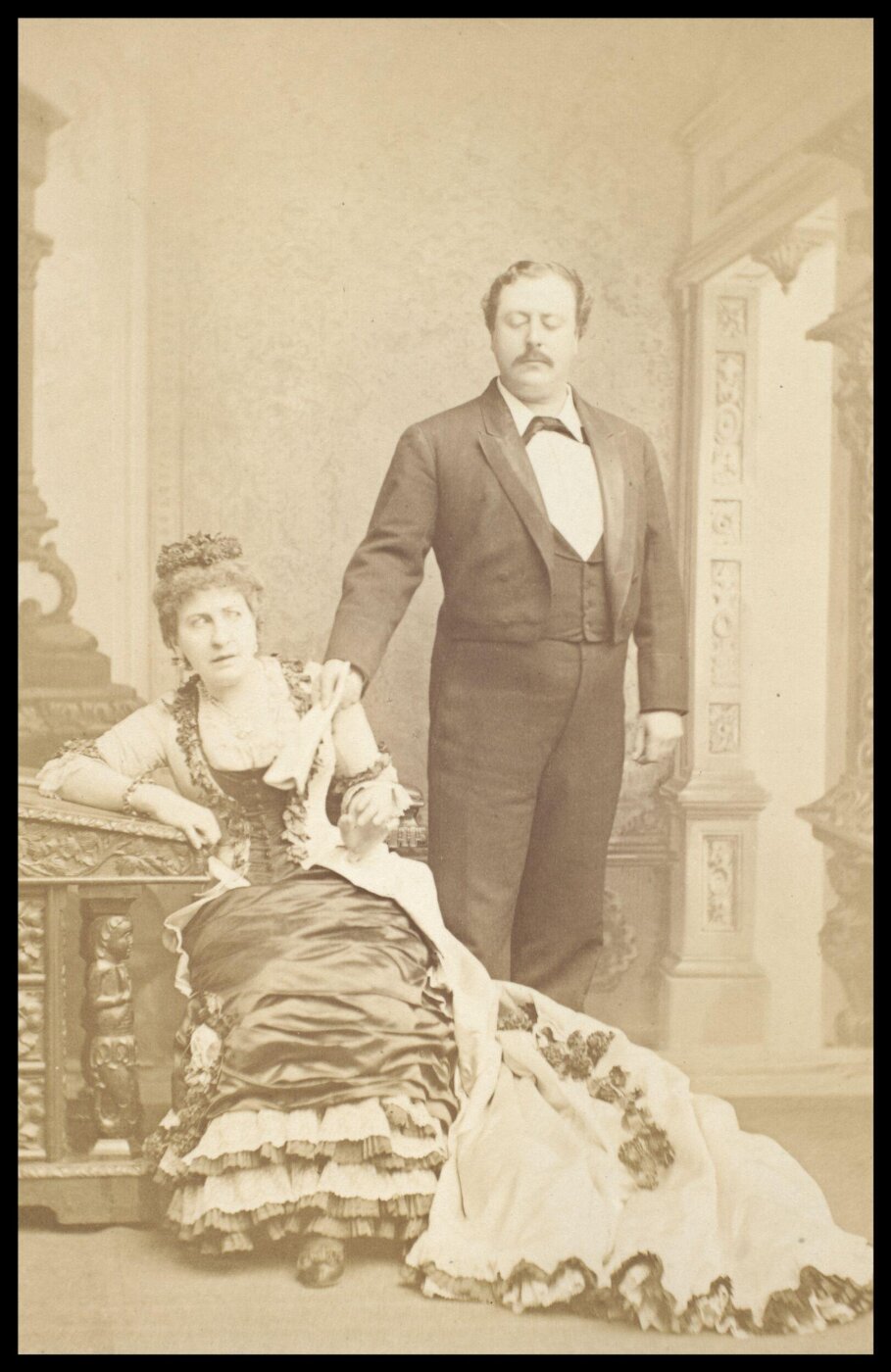 London Stereoscopic and Photographic Company, Guy Little Theatrical Photograph