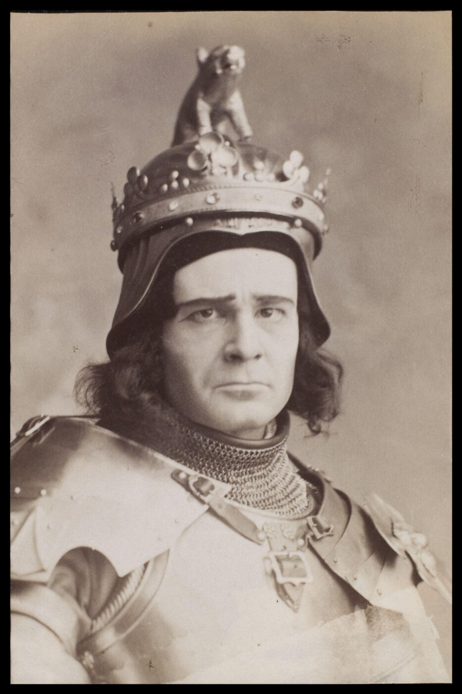 London Stereoscopic and Photographic Company, Guy Little Theatrical Photograph