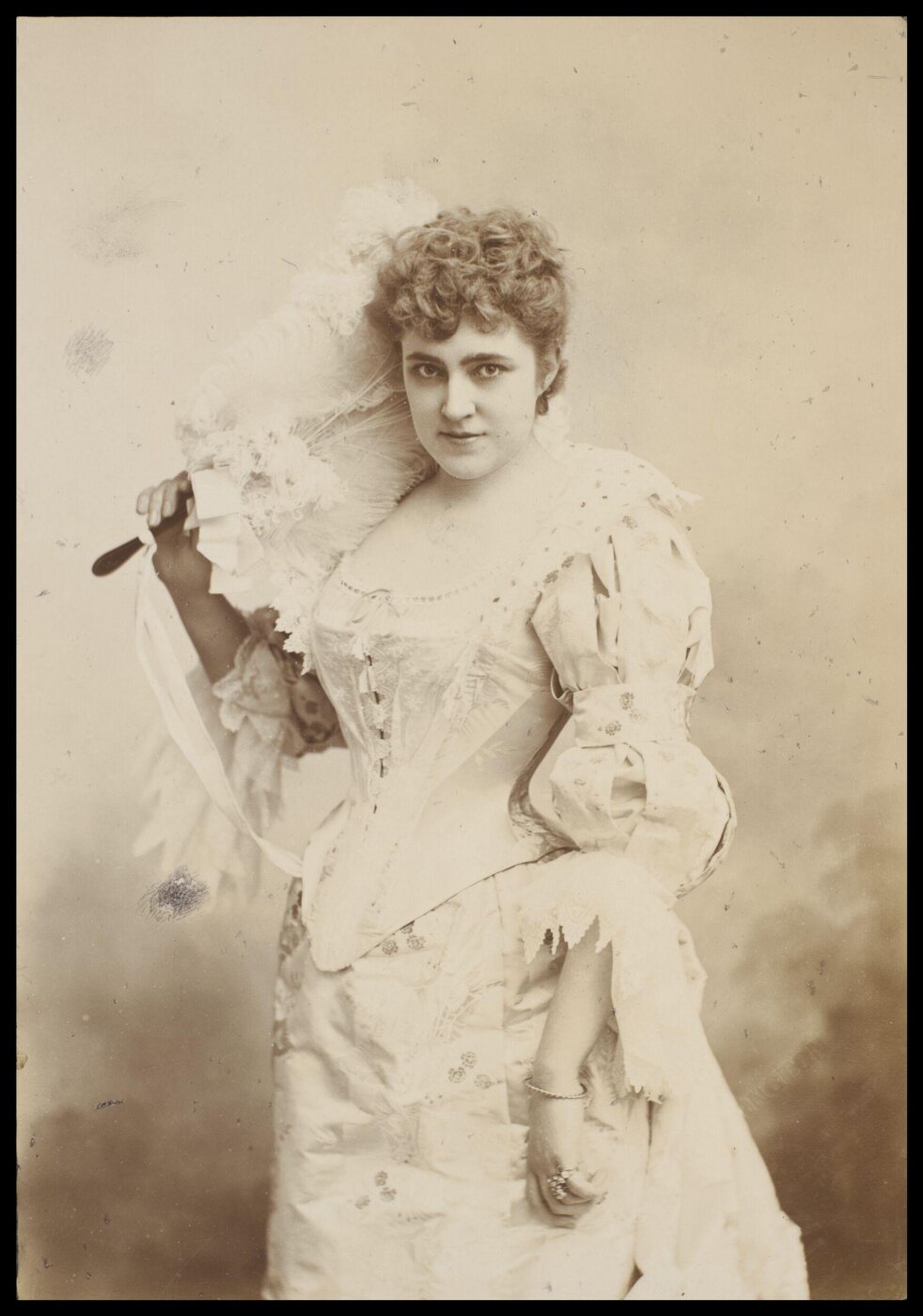 London Stereoscopic and Photographic Company, Guy Little Theatrical Photograph