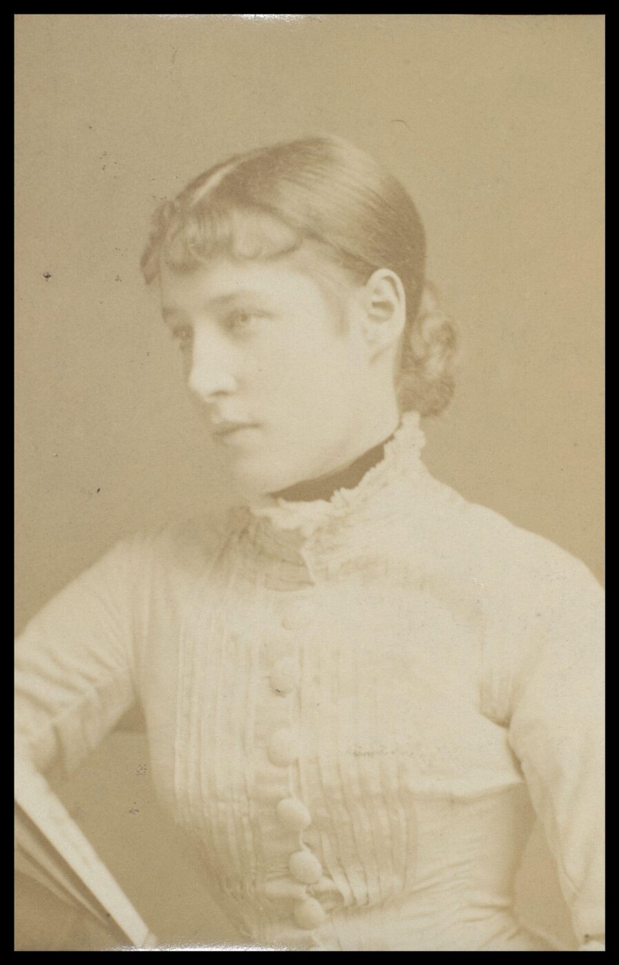 London Stereoscopic and Photographic Company, Guy Little Theatrical Photograph