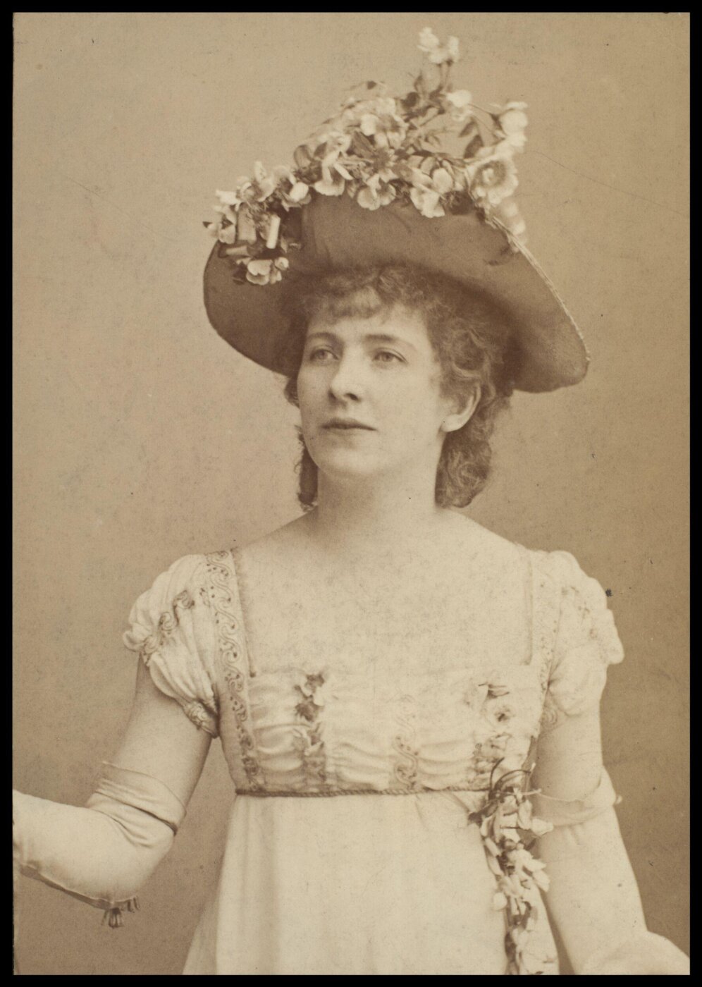 London Stereoscopic and Photographic Company, Guy Little Theatrical Photograph