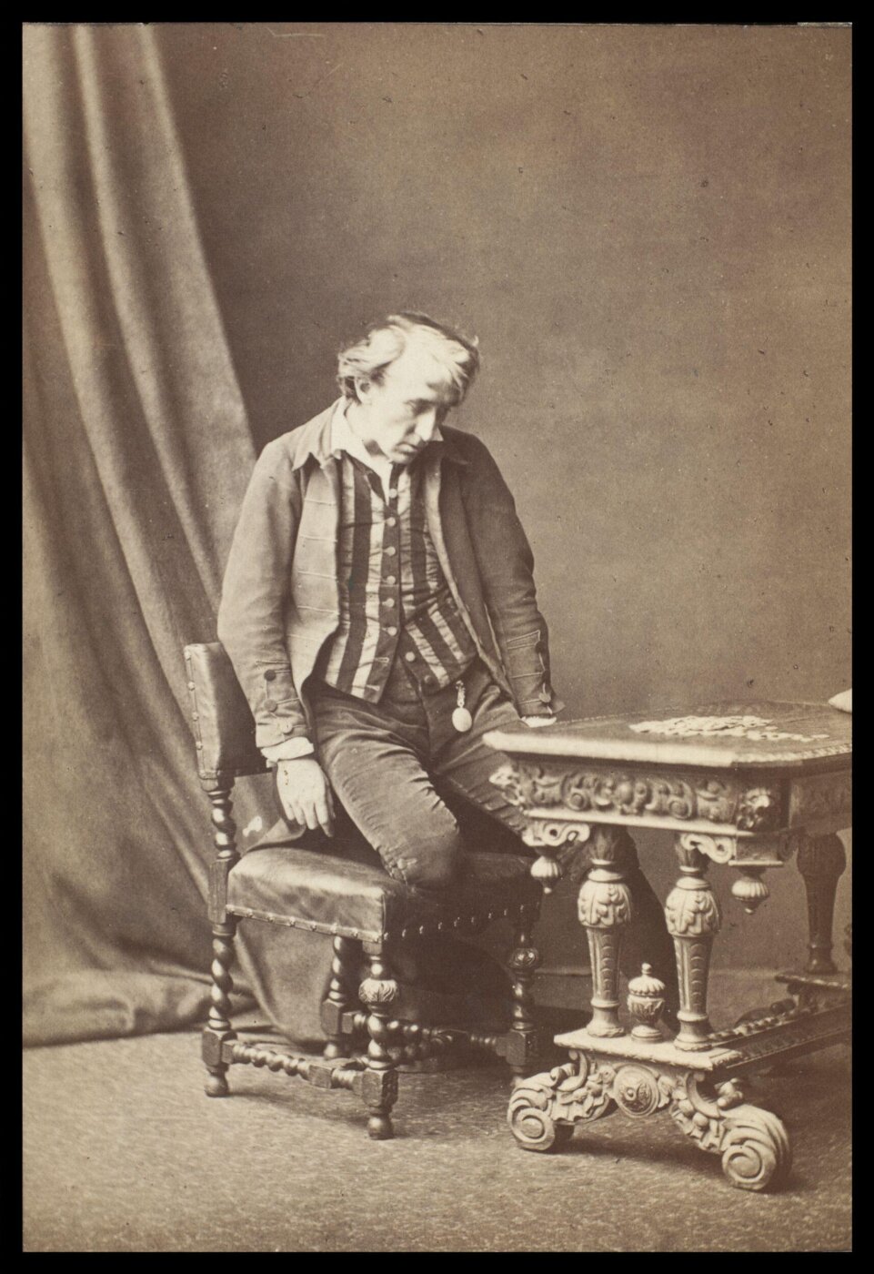 London Stereoscopic and Photographic Company, Guy Little Theatrical Photograph