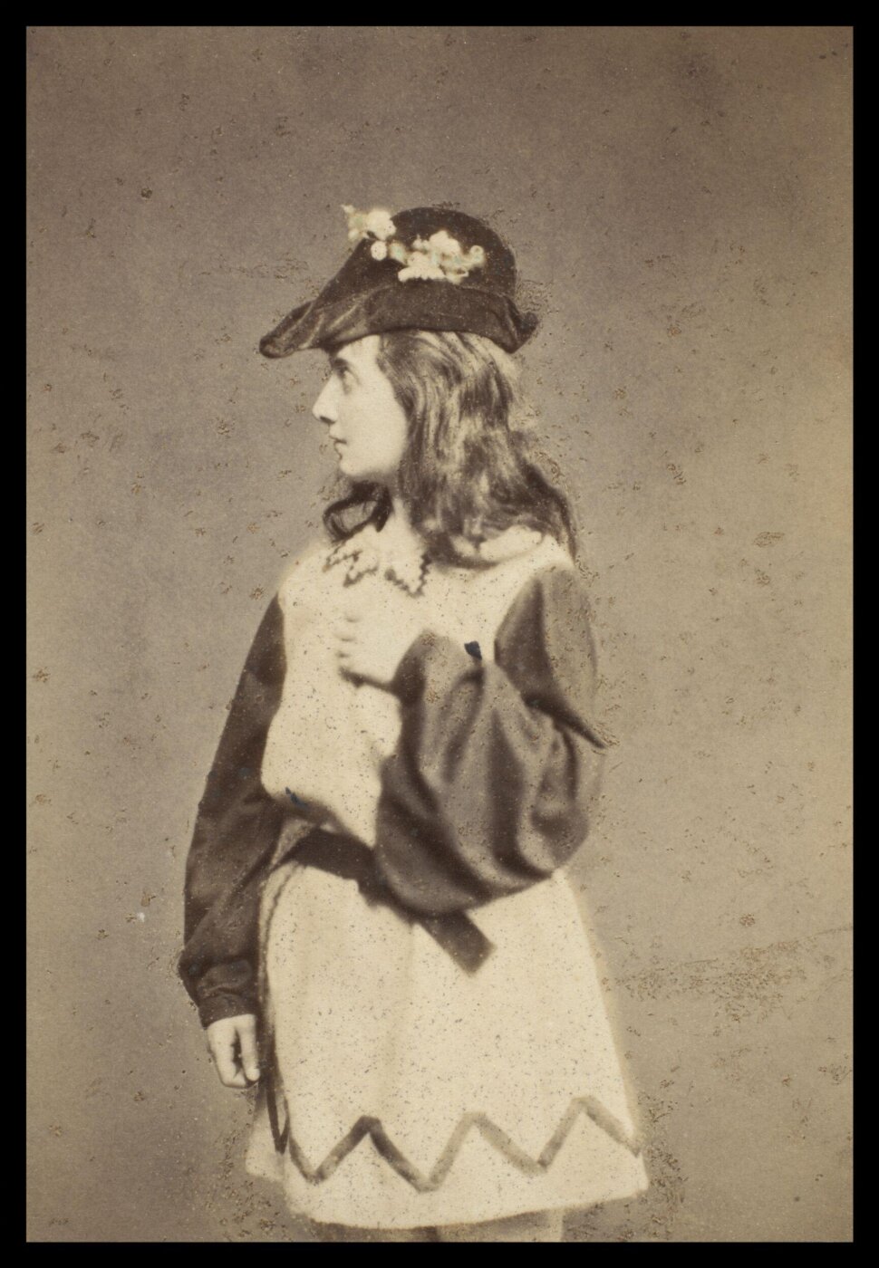 London Stereoscopic and Photographic Company, Guy Little Theatrical Photograph