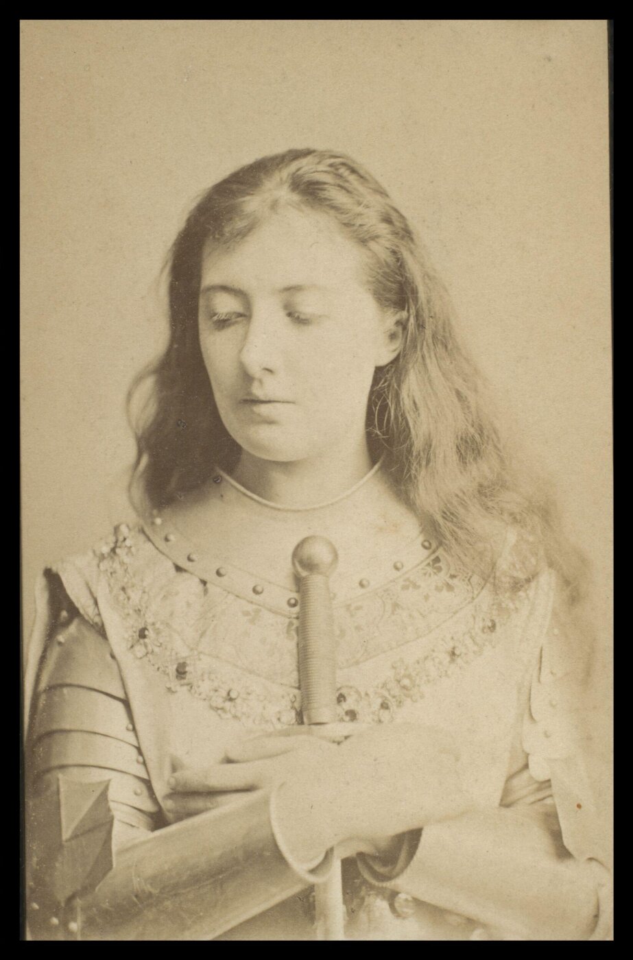 London Stereoscopic and Photographic Company, Guy Little Theatrical Photograph